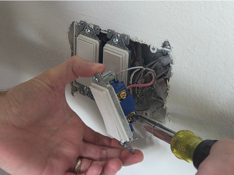 Switches & outlets